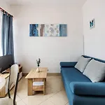 Otel Four Pearls Donji Seget