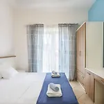 Four Pearls Otel Donji Seget