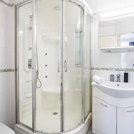 Four Pearls Hotel Donji Seget