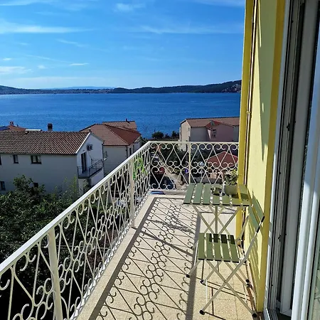 Four Pearls Ξενοδοχείο 3*