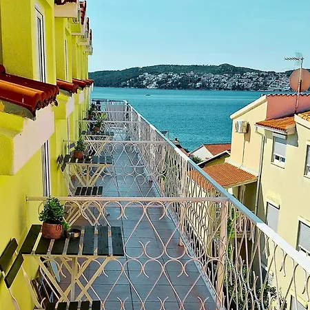 Four Pearls Hotel Donji Seget