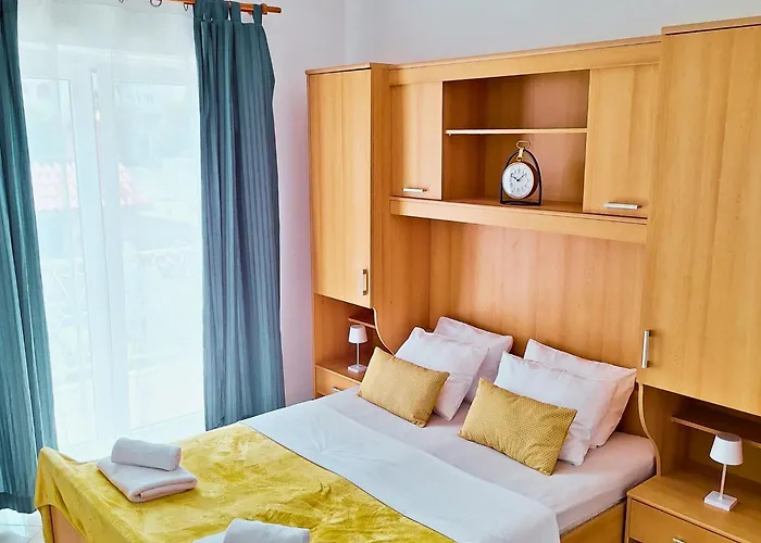 Four Pearls Hotel